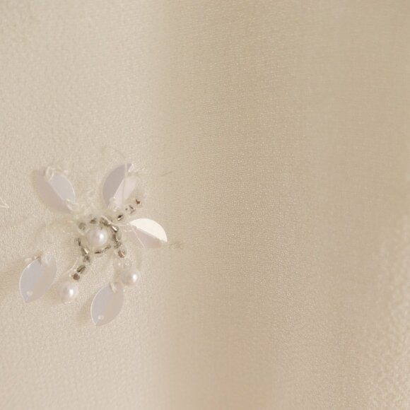 Sfera Elegant Beaded Off-white Chic Blouse - Size S - Picture 8 of 14